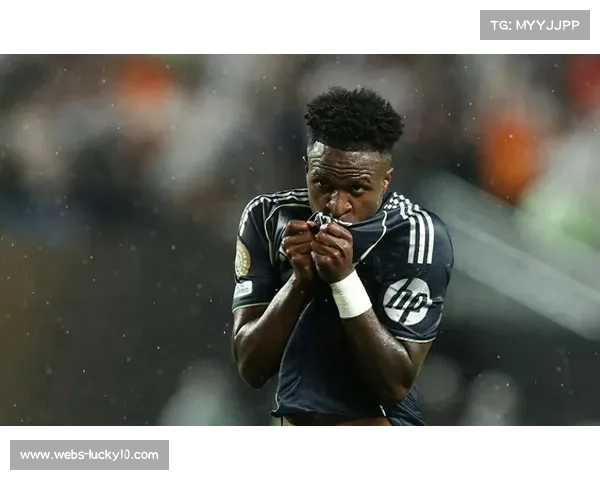 贝林厄姆直塞助攻罗德里戈，瞬间撕裂曼城防线